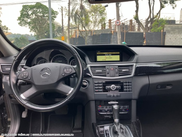 Mercedes-Benz E 250 CGI 2011/2011
